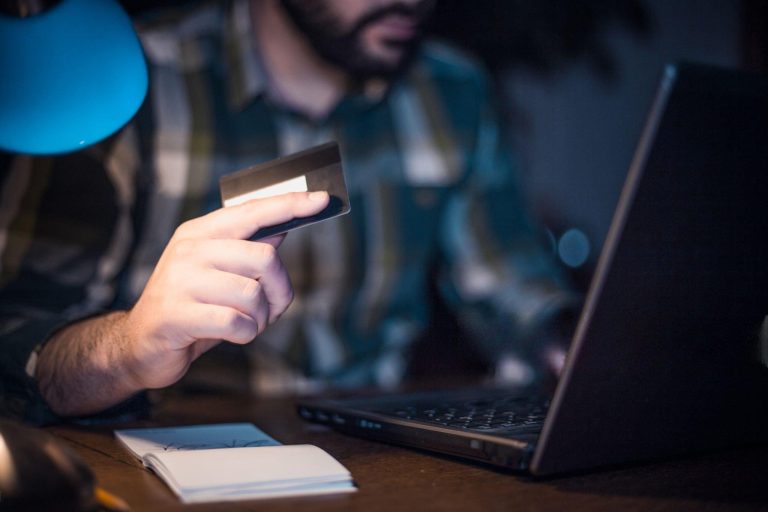 Сетевые решения для считывателей карт: реализация преобразователя Ethernet в RS232 для систем контроля доступа