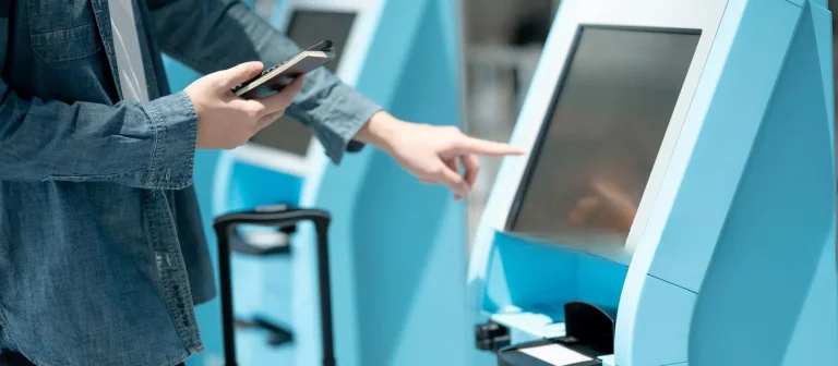 How Self-Service Terminals Stay Online 24/7 with an Industrial 4G LTE Router